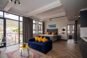 Honeymoon Suite, 204 Sussex Mews